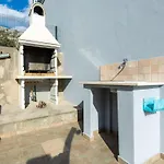 Luxury With Heated Pool In شقة