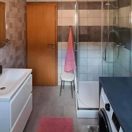 Apartman Luxury Apartment With Heated Pool In Starigrad