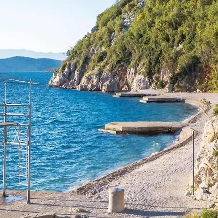 Luxury With Heated Pool In * Starigrad Paklenica