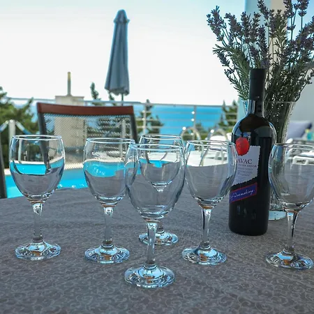 Luxury Apartment In Starigrad Apartment *