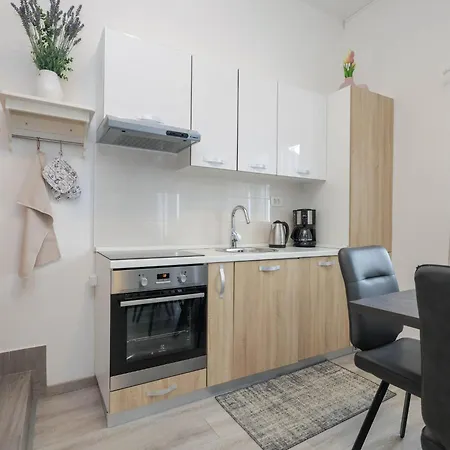 Luxury Apartment With Heated Pool In Starigrad * Starigrad Paklenica