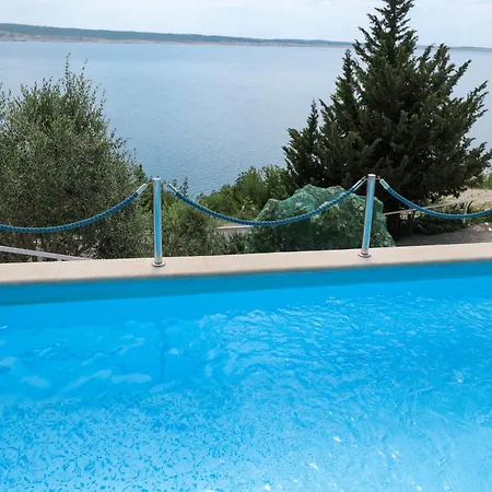 Luxury Apartment With Heated Pool In Starigrad * Starigrad Paklenica