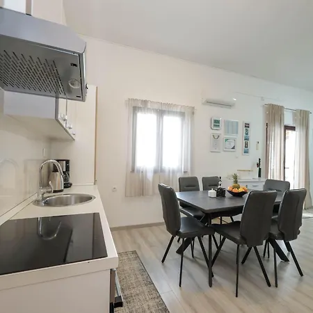 Luxury Apartment With Heated Pool In Starigrad * Starigrad Paklenica