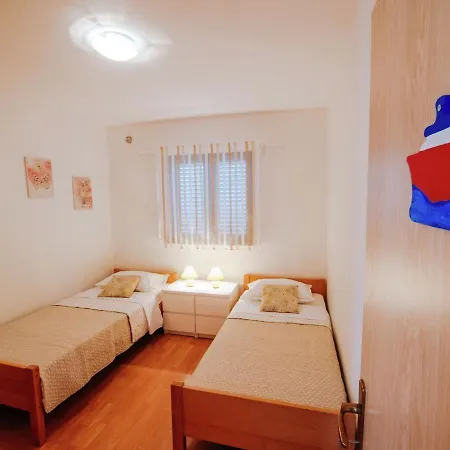 Luxury Apartment In Starigrad Apartment *