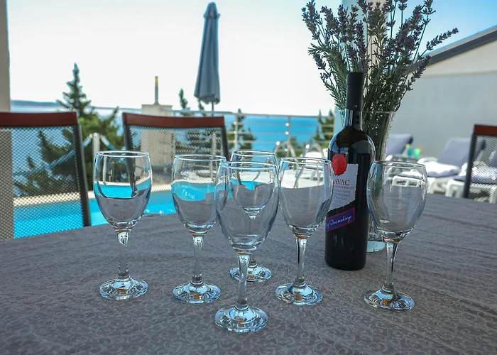 Luxury With Heated Pool In *